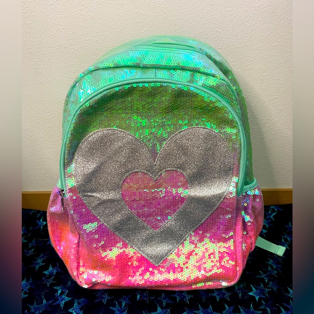A beautiful bag for girls!!💃